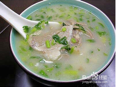 杜仲的功效及在中药膳食中的应用