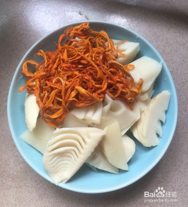 如何制作春笋土鸡汤