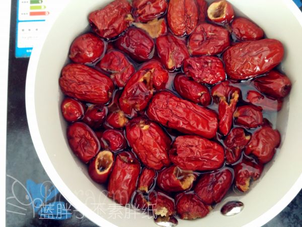 枣泥海绵纸杯蛋糕