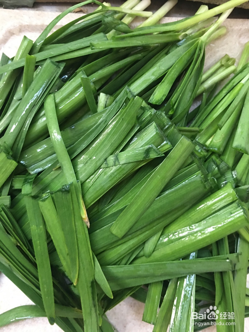 瘦肉炒韭菜的做法