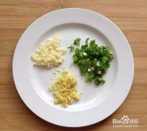 牛肉配什么菜做馅最好