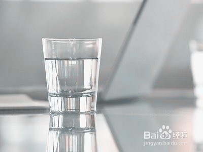 <b>喝多少白开水才是正确的</b>