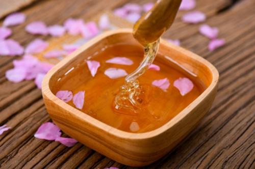 蜂蜜可以和桃胶一起吃吗