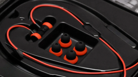 耳机能当拾音器吗