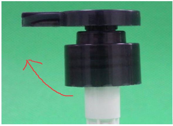 如何锁定洗发水沐浴露的泵头