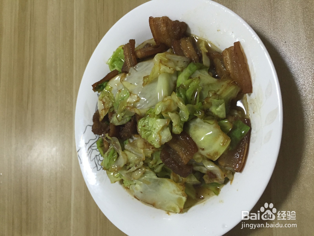 手撕包心菜炒五花肉的简单之法