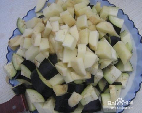 怎么样才能让土豆炖茄子更好吃