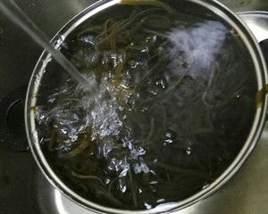超市买回来的干海带丝怎么吃