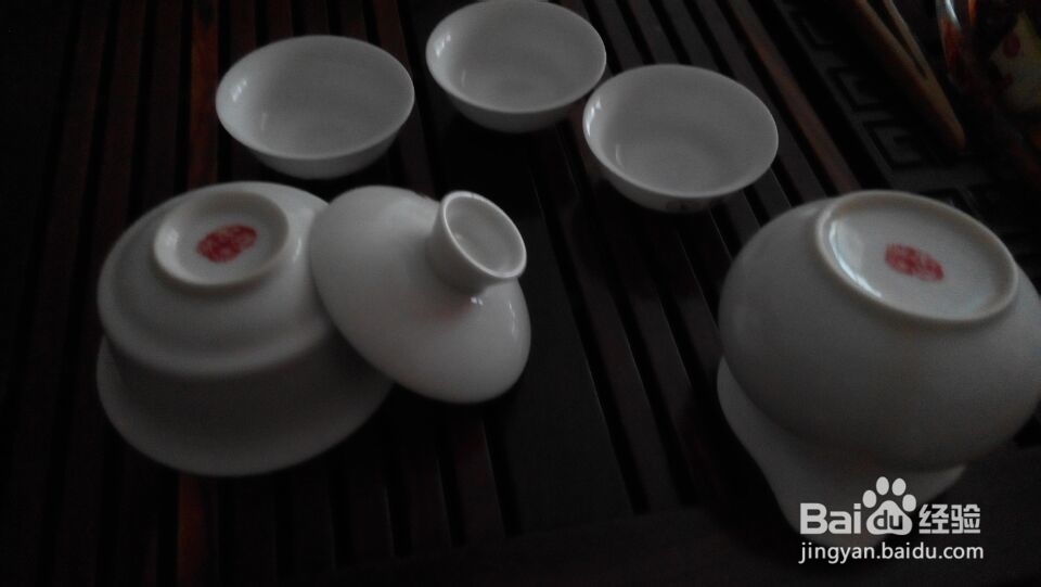 茶杯上的茶渍如何轻松祛除