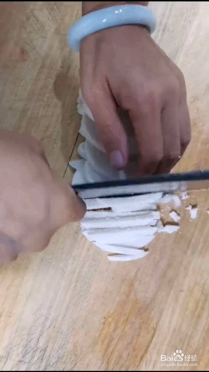 如何自制简单好吃的炒馍条