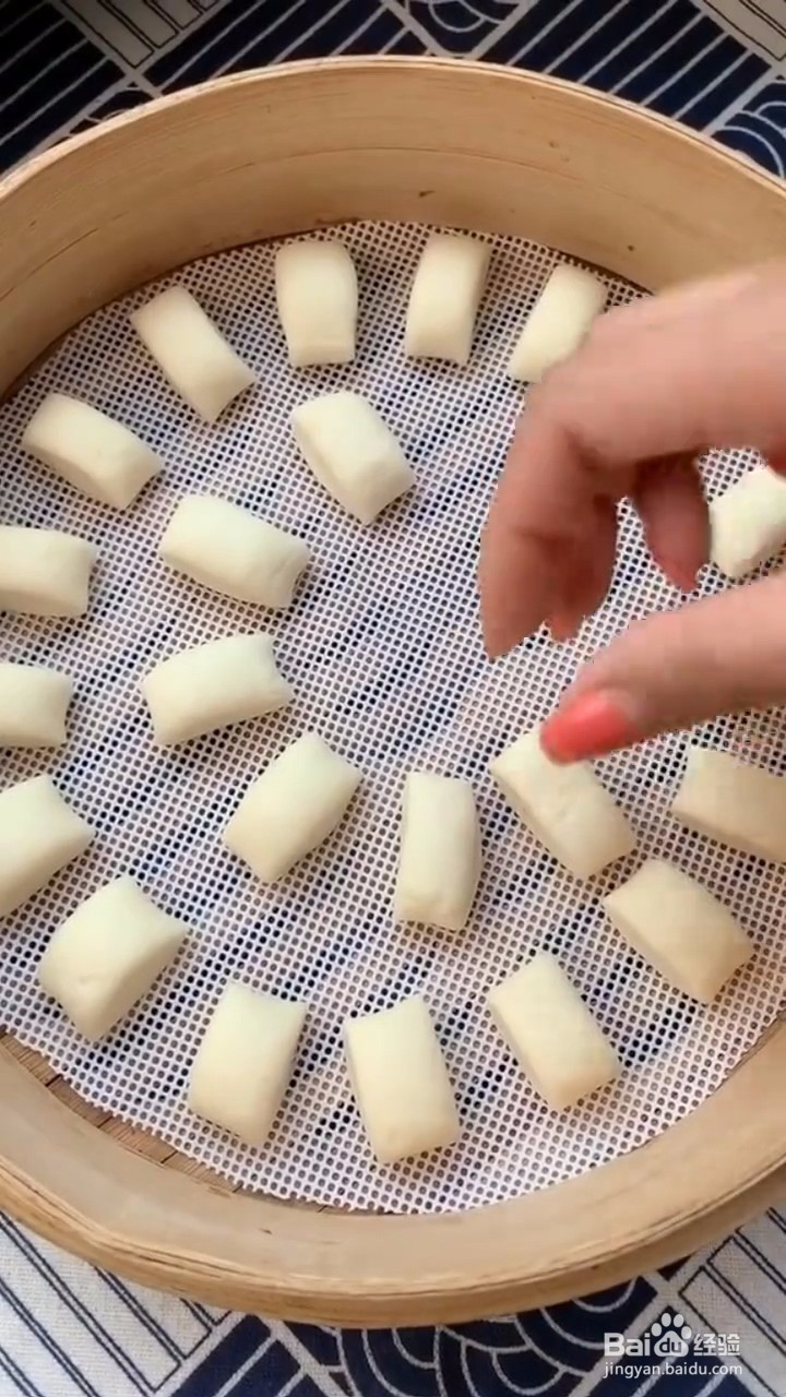 如何自制美味好吃的奶油小馒头
