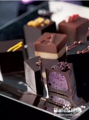 隔壁仓库酒水—细数那些和红酒搭配的“下酒菜”