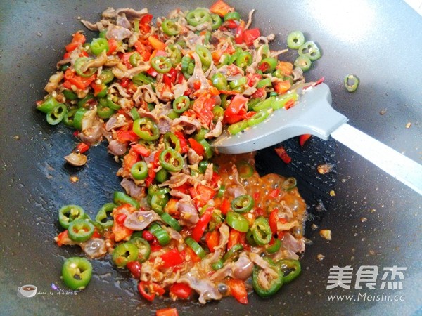 脆辣鸡胗的做法