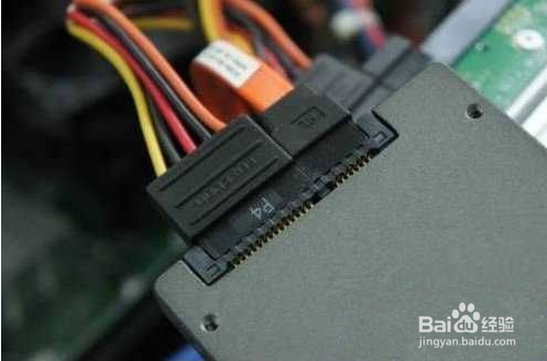 怎么给电脑安装固态硬盘或者普通硬盘