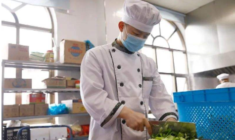 炊事员是干什么工作的