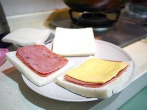 美味入口健康全有——火腿芝士蛋三文治