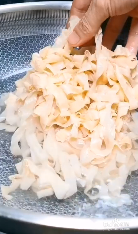 香辣凉拌豆皮怎么做才好吃