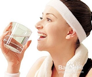 每天喝多少白开水最好喝多少白开水最好白开水