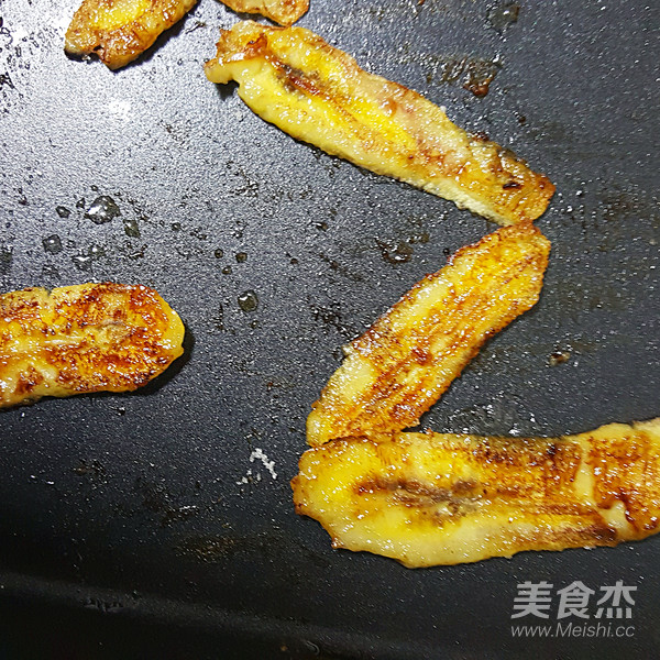 煎香蕉片的做法