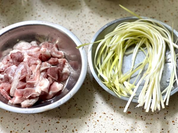广东韭黄猪肉云吞
