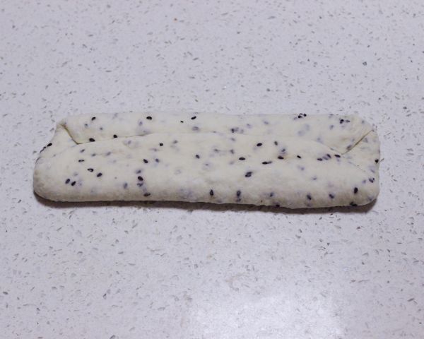 西瓜薯黑芝麻吐司