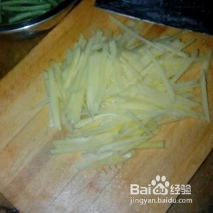 酸辣土豆丝的家常版做法