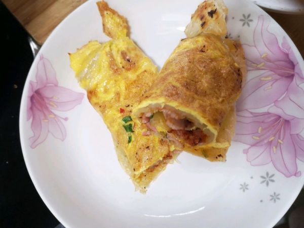 培根鸡蛋手抓饼