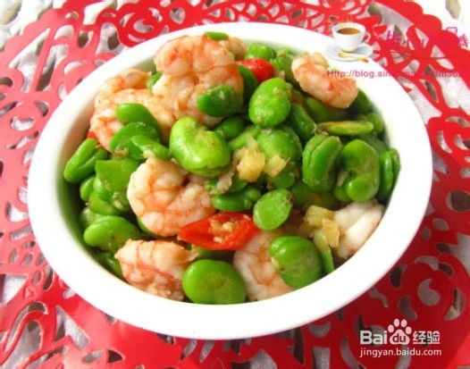 色香味俱全的蚕豆炒虾仁