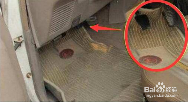 我们车上最该扔掉的3样东西，大多数车上都有！