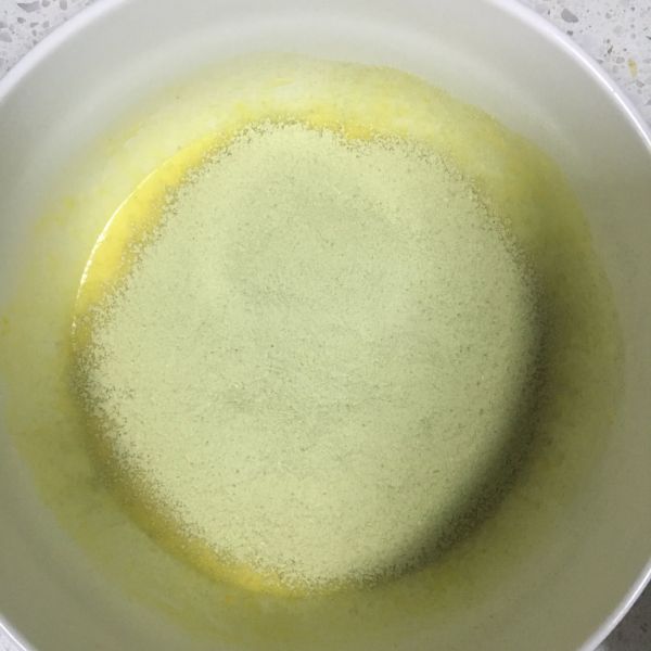 抹茶拉花杯子戚风