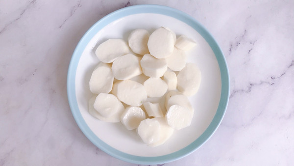 山药红枣酒酿圆子