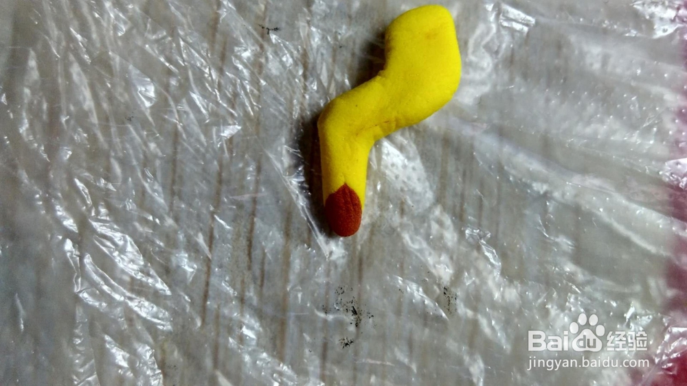用彩泥捏皮卡丘教程