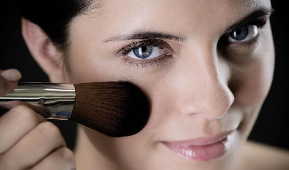 我不化妆的,可以只用BB霜吗