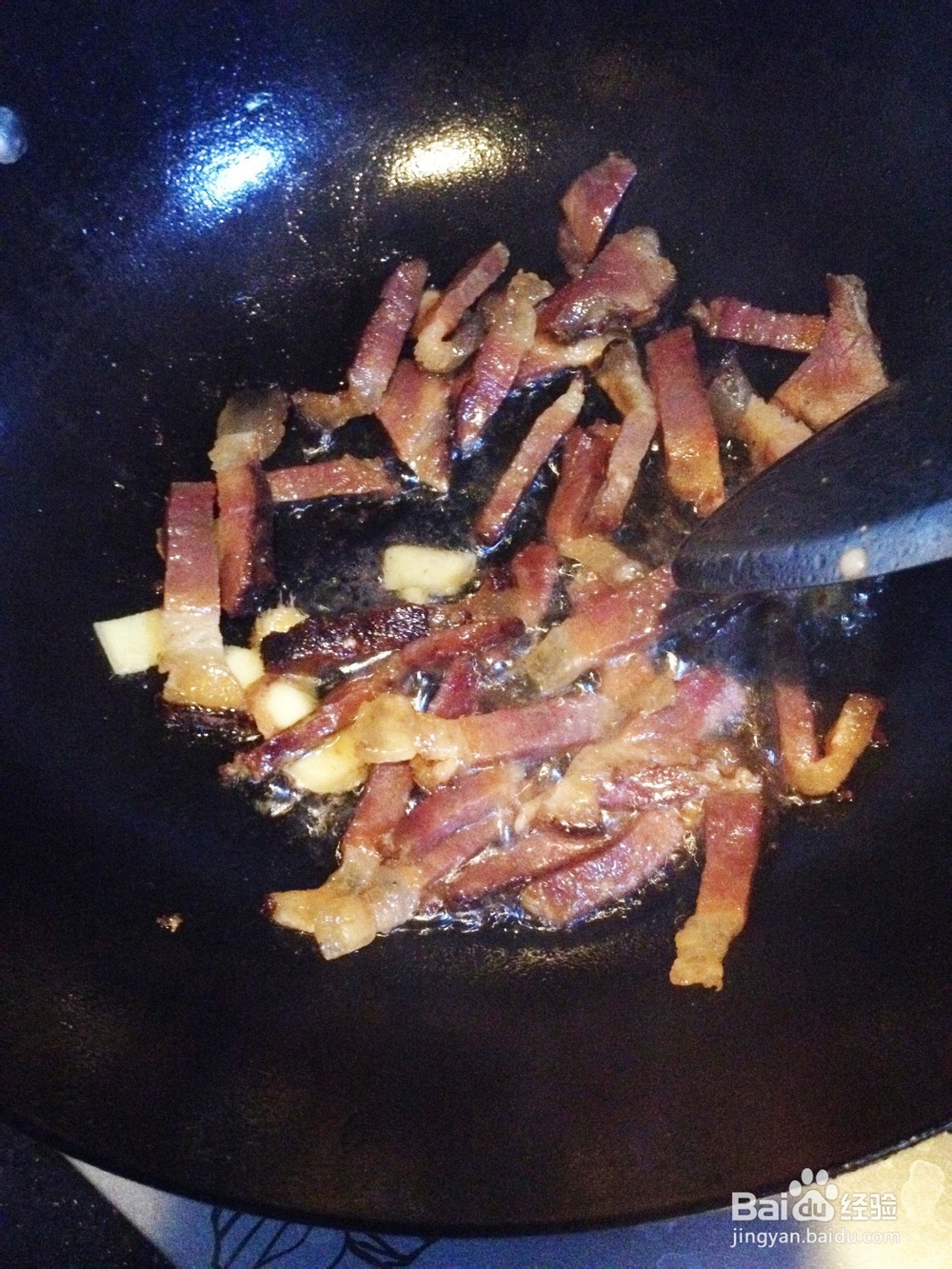 美味下饭菜——洋葱炒腊肉