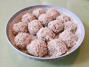 怎么自制珍珠丸子？