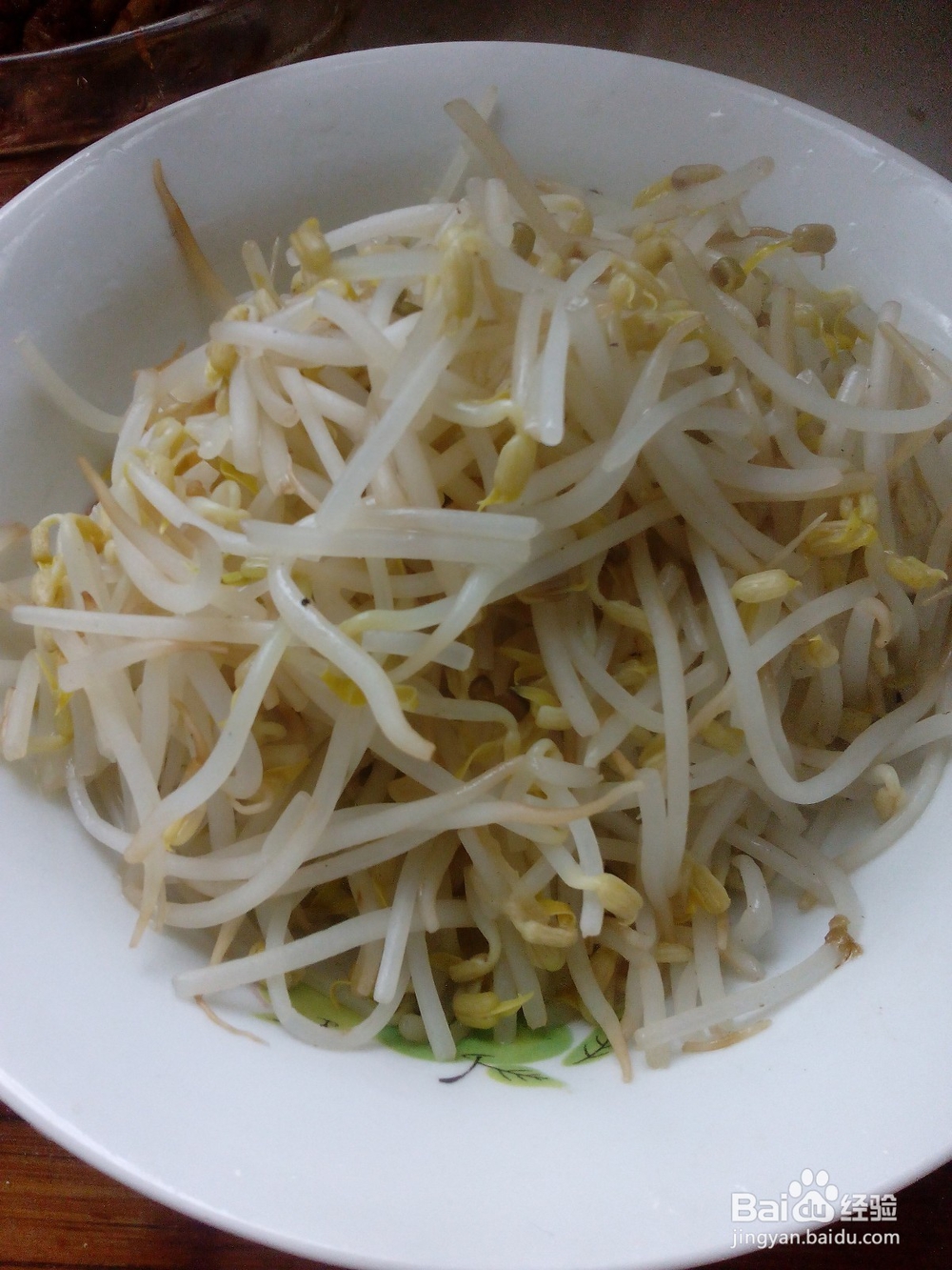 ”芹菜炸酱面