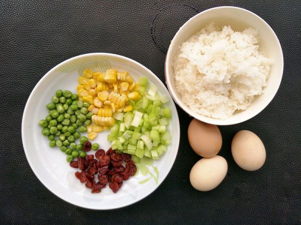 蔓越莓杂蔬炒饭