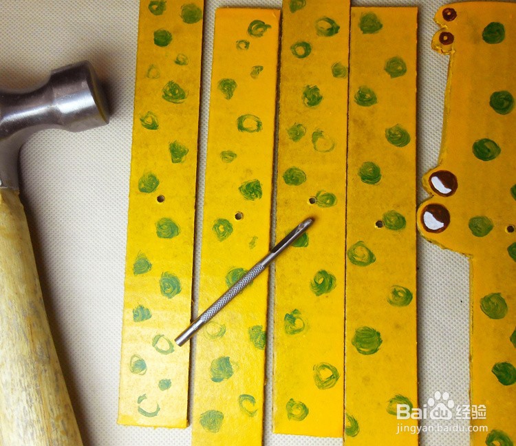 可以伸缩的大嘴怪玩具制作方法