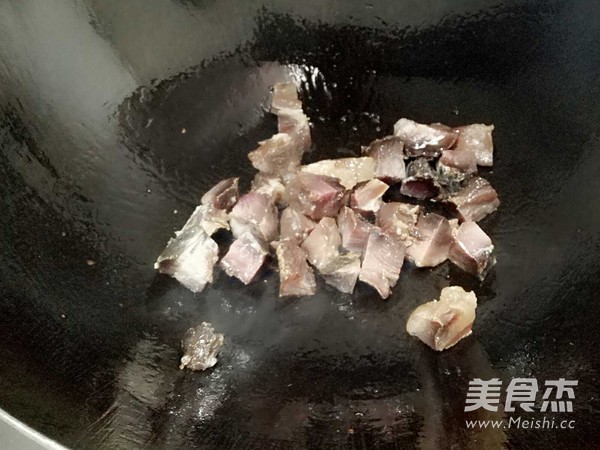 腊肉焖饭的做法