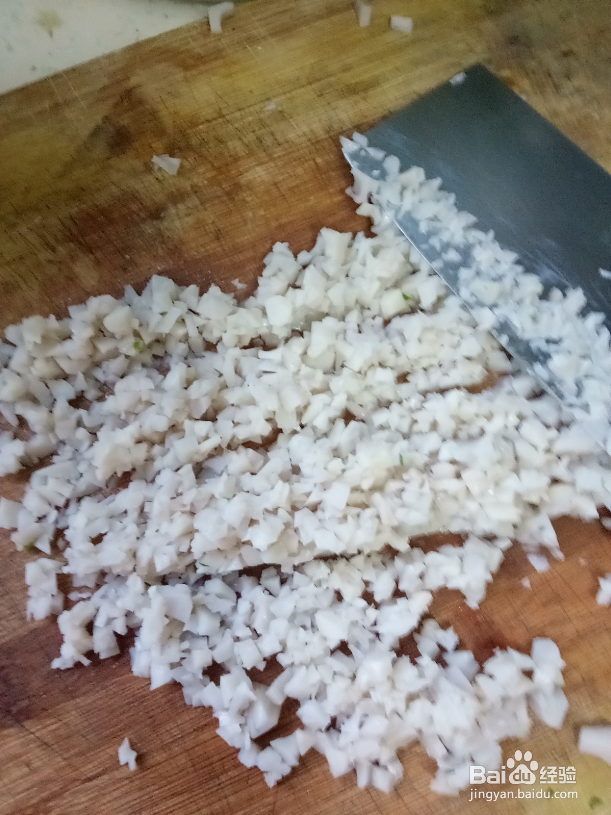 莲藕蒜苗馅饼