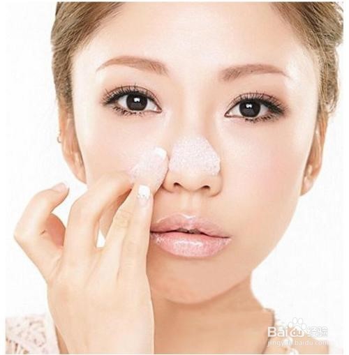 鼻子毛孔粗大原因，脸上毛孔粗大怎么治？