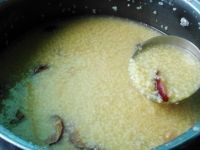 养胃红枣桂圆小米粥的家常做法