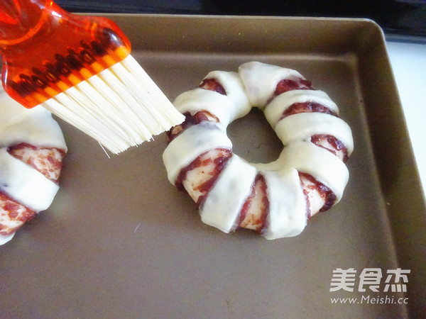 豆沙面包圈的做法