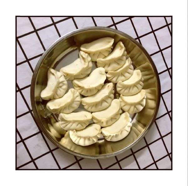 胡萝卜猪肉饺子