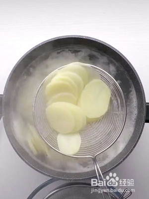 凉拌酸辣土豆片怎么做？