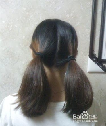 如何简单盘发四 双马尾