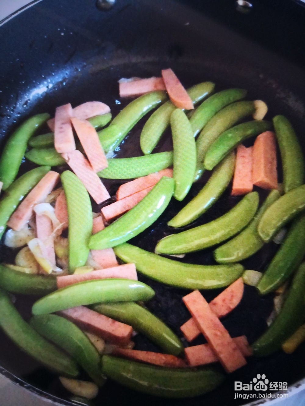 午餐肉炒甜蜜豆的做法