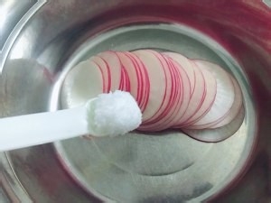 怎么做酸甜萝卜花