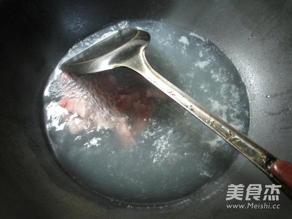 咸肉秀珍菇蛏子汤