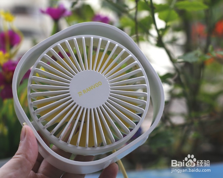 锐舞清语桌面小风扇功能使用